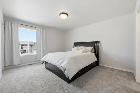 1490 68th Avenue S Fargo ND 58104