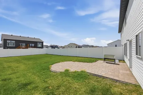 1490 68th Avenue S Fargo ND 58104