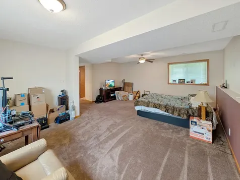 817 Daniel Drive Belle Plaine MN 56011