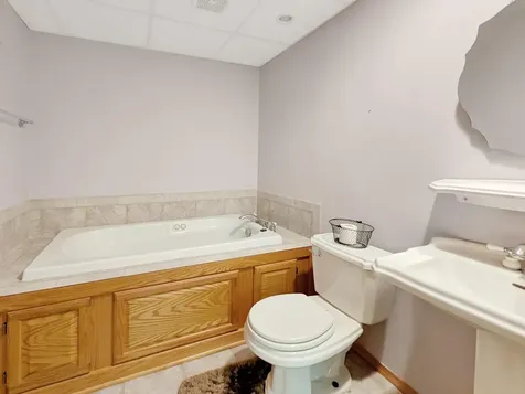 817 Daniel Drive Belle Plaine MN 56011