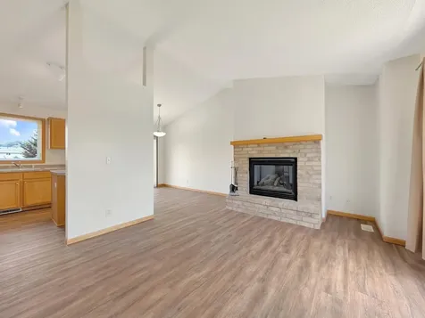 817 Daniel Drive Belle Plaine MN 56011