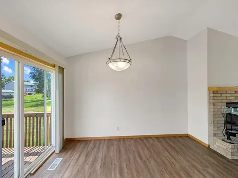 817 Daniel Drive Belle Plaine MN 56011