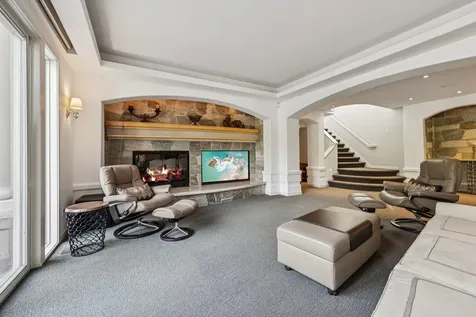 2350 Cherrywood Road Minnetonka MN 55305