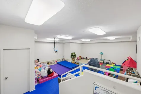 2350 Cherrywood Road Minnetonka MN 55305