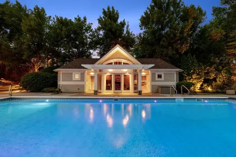 2350 Cherrywood Road Minnetonka MN 55305
