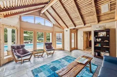 2350 Cherrywood Road Minnetonka MN 55305