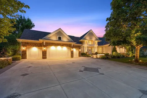2350 Cherrywood Road Minnetonka MN 55305