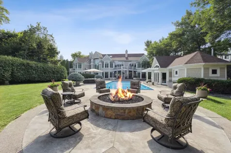 2350 Cherrywood Road Minnetonka MN 55305