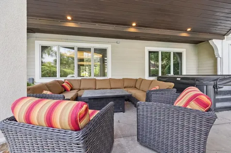 2350 Cherrywood Road Minnetonka MN 55305