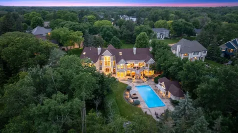 2350 Cherrywood Road Minnetonka MN 55305