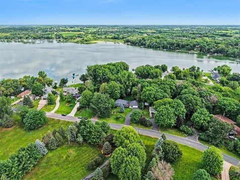 4610 S Lake Sarah Drive Independence MN 55359
