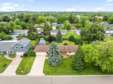 3217 36th Avenue NE Saint Anthony MN 55418