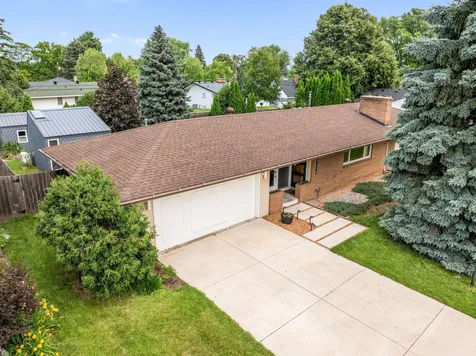 3217 36th Avenue NE Saint Anthony MN 55418