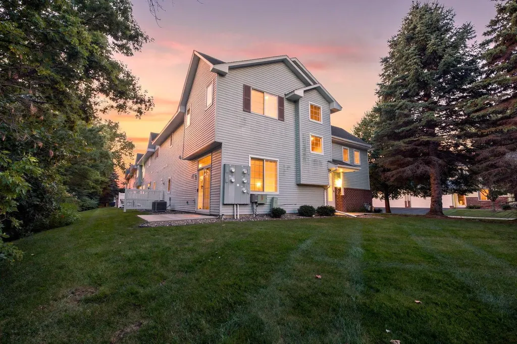 9050 Merrimac Lane N Maple Grove MN 55311