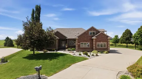 4847 2nd Street SW Moorhead MN 56560