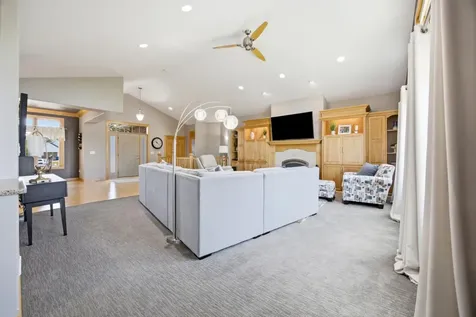 4847 2nd Street SW Moorhead MN 56560