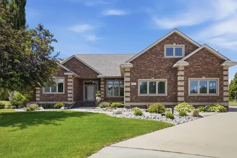 4847 2nd Street SW Moorhead MN 56560
