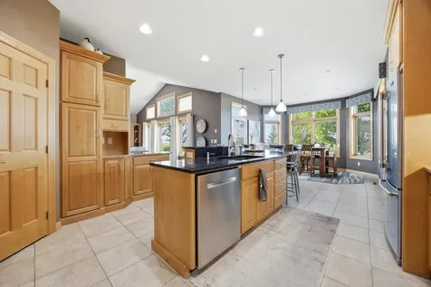 4847 2nd Street SW Moorhead MN 56560