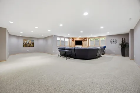 4847 2nd Street SW Moorhead MN 56560