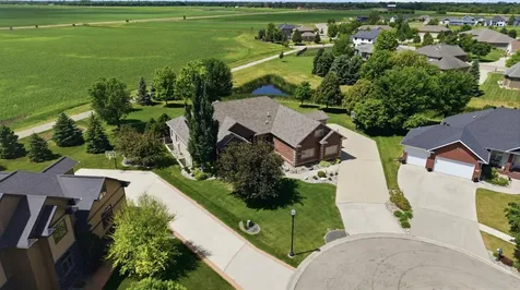 4847 2nd Street SW Moorhead MN 56560