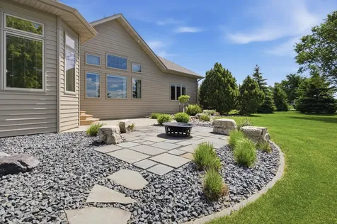 4847 2nd Street SW Moorhead MN 56560