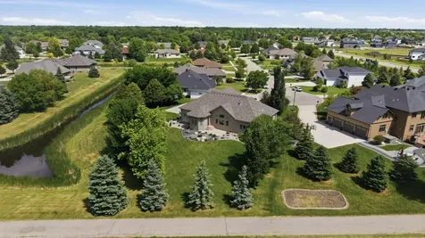 4847 2nd Street SW Moorhead MN 56560