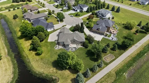 4847 2nd Street SW Moorhead MN 56560