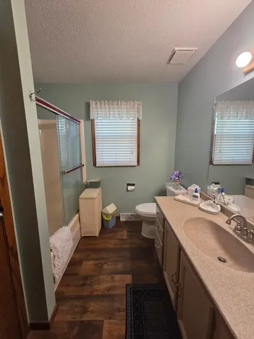 119 & 121 14th Street N Oakes ND 58474