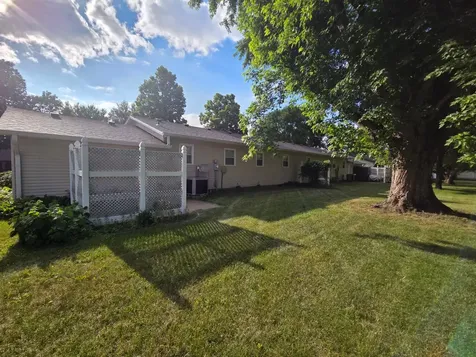 119 & 121 14th Street N Oakes ND 58474