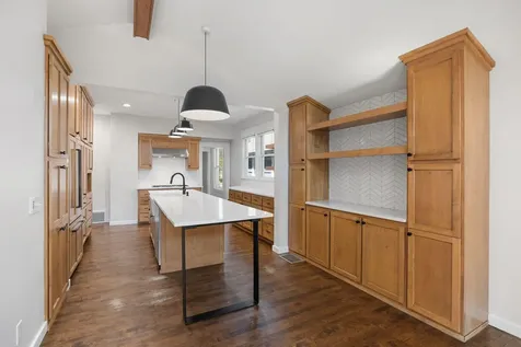 5705 Pleasant Avenue Minneapolis MN 55419