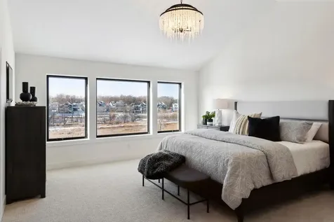 707 Ensconced Way Chaska MN 55318