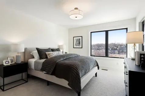 707 Ensconced Way Chaska MN 55318