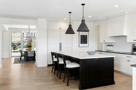 707 Ensconced Way Chaska MN 55318
