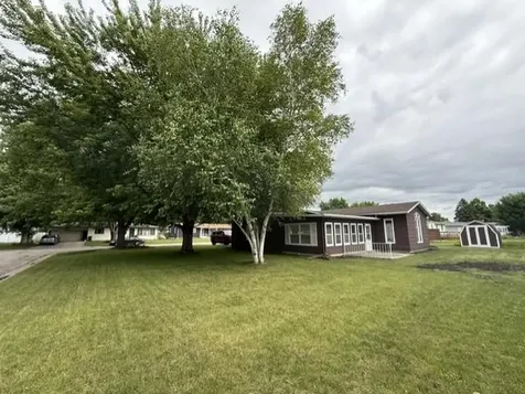 1419 Westmore Avenue Wahpeton ND 58075