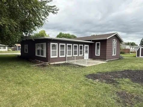 1419 Westmore Avenue Wahpeton ND 58075