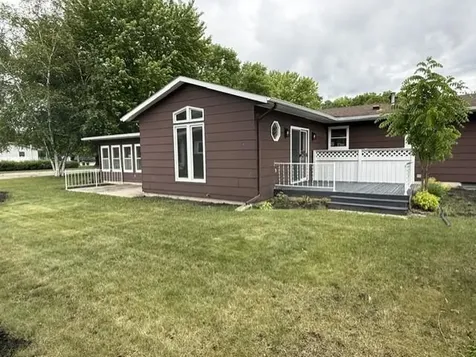1419 Westmore Avenue Wahpeton ND 58075