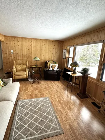 1421 Riverside Drive NW Baudette MN 56623