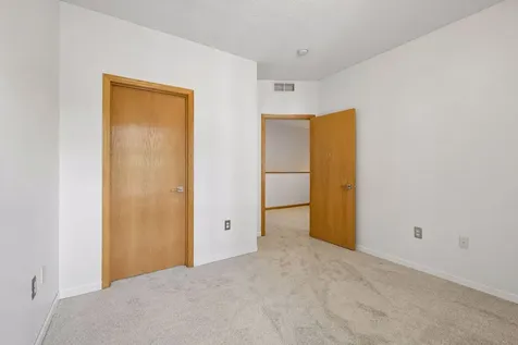 2566 Ellis Avenue Saint Paul MN 55114