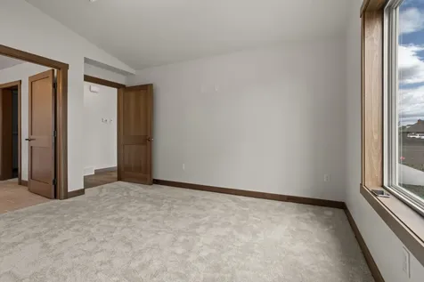 6463 Brekke Way S Fargo ND 58104