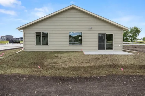 6463 Brekke Way S Fargo ND 58104