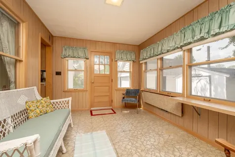 102 5th Street NE Montgomery MN 56069