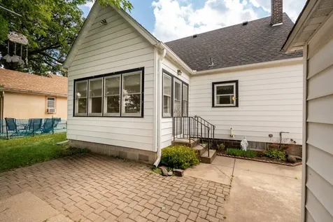 102 5th Street NE Montgomery MN 56069