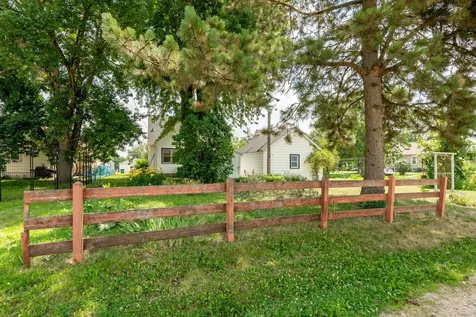 102 5th Street NE Montgomery MN 56069