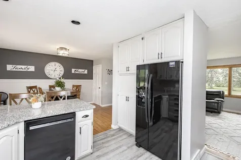 16657 52nd Street SE Kindred ND 58051