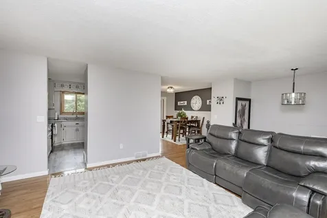 16657 52nd Street SE Kindred ND 58051