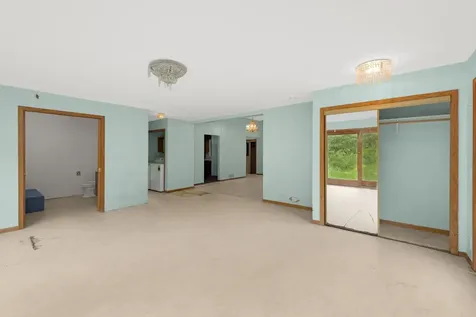 9785 Alaureate Court Inver Grove Heights MN 55077
