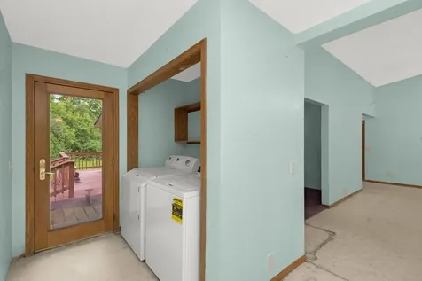 9785 Alaureate Court Inver Grove Heights MN 55077