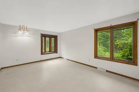 9785 Alaureate Court Inver Grove Heights MN 55077