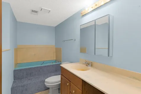 9785 Alaureate Court Inver Grove Heights MN 55077