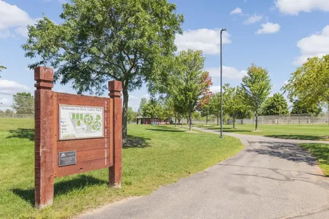 9785 Alaureate Court Inver Grove Heights MN 55077